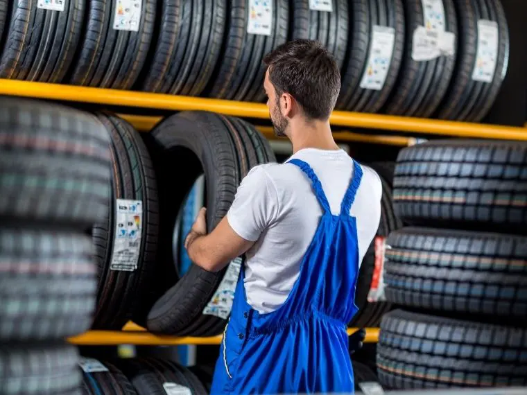 Eskifoça Oto Lastikçi